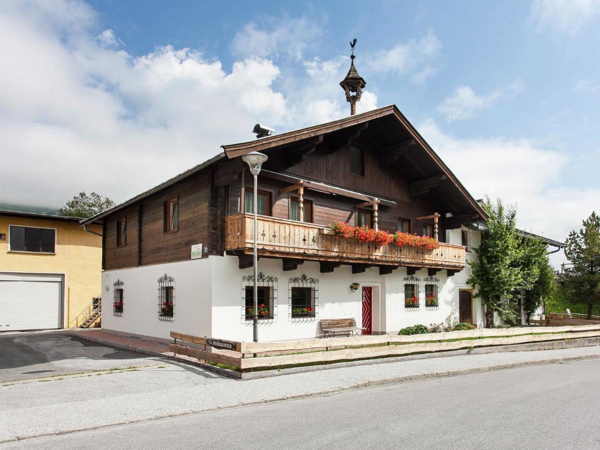Cozy Apartment With Balcony In Mittersill Esterno foto